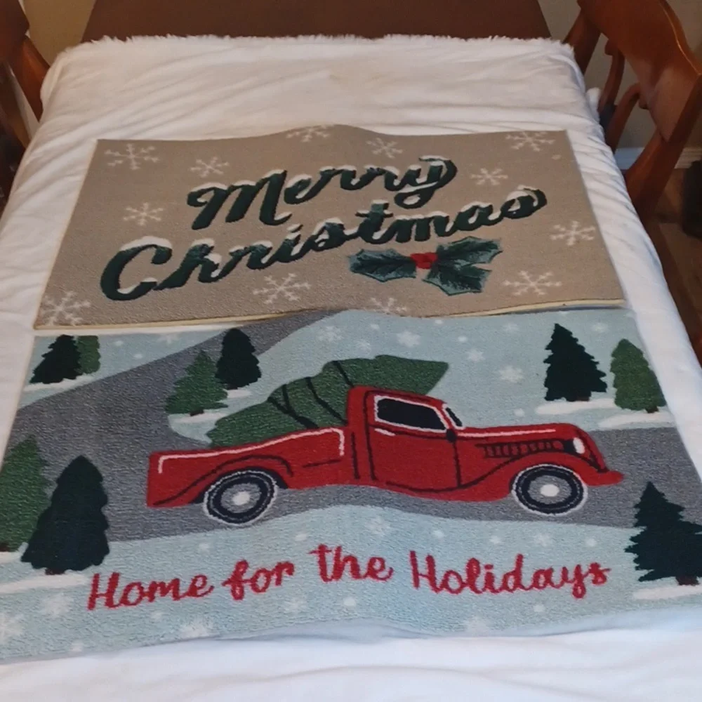 St. Nicholas Square Holiday Rugs 2 - New
